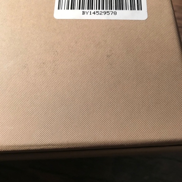 Burberry Eyeglass frames - Picture 8 of 11